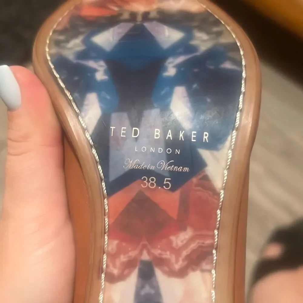✨Ted Baker Azaila Leather Sz 38.5 Boots✨